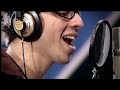 Letra de Dinho Ouro Preto e Música de Rafael Ferreira Neves (Rafah F292) com participação de Alguns músicos do Capital Inicial no Clipe&Música. Vídeo gravado no Estúdio MOSH em São Paulo pela produtora jotaeme, música gravada também no Estudio MOSH e produzida por David Corcos (produtor musical do Capital Inicial) com a participaçao da banda Capital Inicial.
