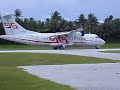 Maupiti - attérissage ATR42 à Maupiti Maupiti - attérissage ATR42 à Maupiti
