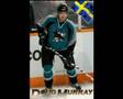 Doug Murray trycker till Georges Laraque - GRiSHoCKEY