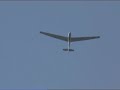 L'aéroclub de Saint-Rémy les Alpilles est l'un des plus vieux clubs de France, mais également une école de vol à voile réputée. Située au pied de la chaine des Alpilles, le club marche toute l'année et propose des formations de pilote de planeur. Il possède 17 planeurs, un avion remorqueur et un treuil. Trois employés font tourner la plate-forme auquel on peut ajouter une trentaine d'instructeurs bénévoles. Voici un film tourné en 2001 pour promouvoir le club.