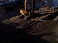 Przebudowa nabrzezy Brdy przy moście Sulimy-Kamińskiego. Żuraw ustawiony na barce Grudziądz.mp4