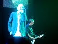 R.E.M. Cardiff 2008 New test leper (Click High Quality)