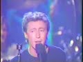 Julian Lennon sings on Arsineo Hall