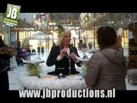 Video van Walking Table - Serveerster | Attractiepret.nl