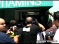 la princesa del pop ha vuelto a dar un golpe con su mercedes a un coche. llevaba un peque�o cachorro en su regazo que le llama 