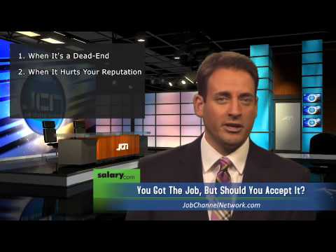 how to decide to accept a job offer