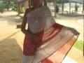 videos de Off White Pure Georgette Bandhej Saree with Blouse