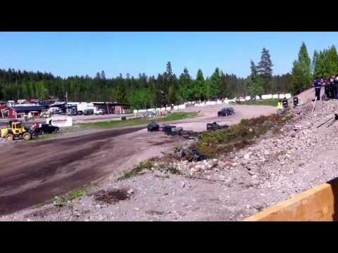 festivalen - Daniel Wall vinner C-finalen i Gestrike festivalen 2013 och mer vinster vart de:) Kolla även på B-finalen och A-finalen och superfinalen!! Superfinalen: http...