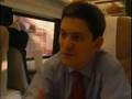 videos de Finnish Foreign Minister and Moomins surprise David Miliband.