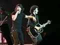 Jonas Brothers perform \"Underdog\" on Valentines!