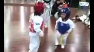 combat de Taekwondo intense