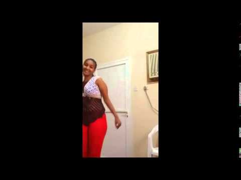 Ethiopian sexy girls - New Ethiopian music clip 2007 ,, fasil demoz enkokeleshe ,, ethiopian sexy girls , ethiopian dance.