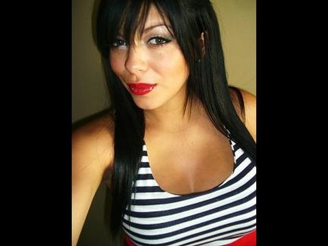MAKEUP USED: (Watch my basic makeup routine video to see how I apply my 