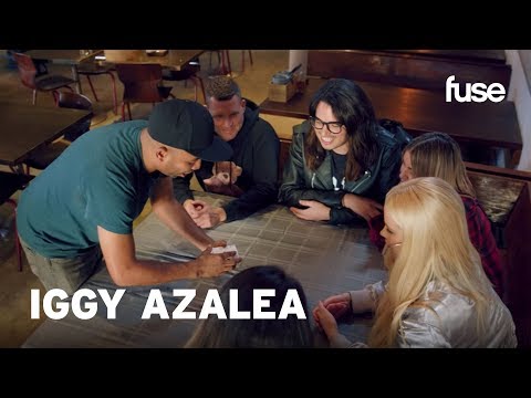 Smoothini Schools Iggy Azalea In Magic | Hip-Hop Houdini | Fuse