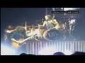 CNN Music: Pigeons poop on Kings of Leon ...