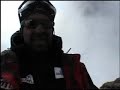 Cuatro dominicanos elevaron la bandera dominicana al monte mas alto de America 'El Monte Aconcagua'.  Esta es la capsula de la cima.