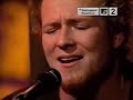 Stone Temple Pilots perform one of their most famous songs on MTV Unplugged.