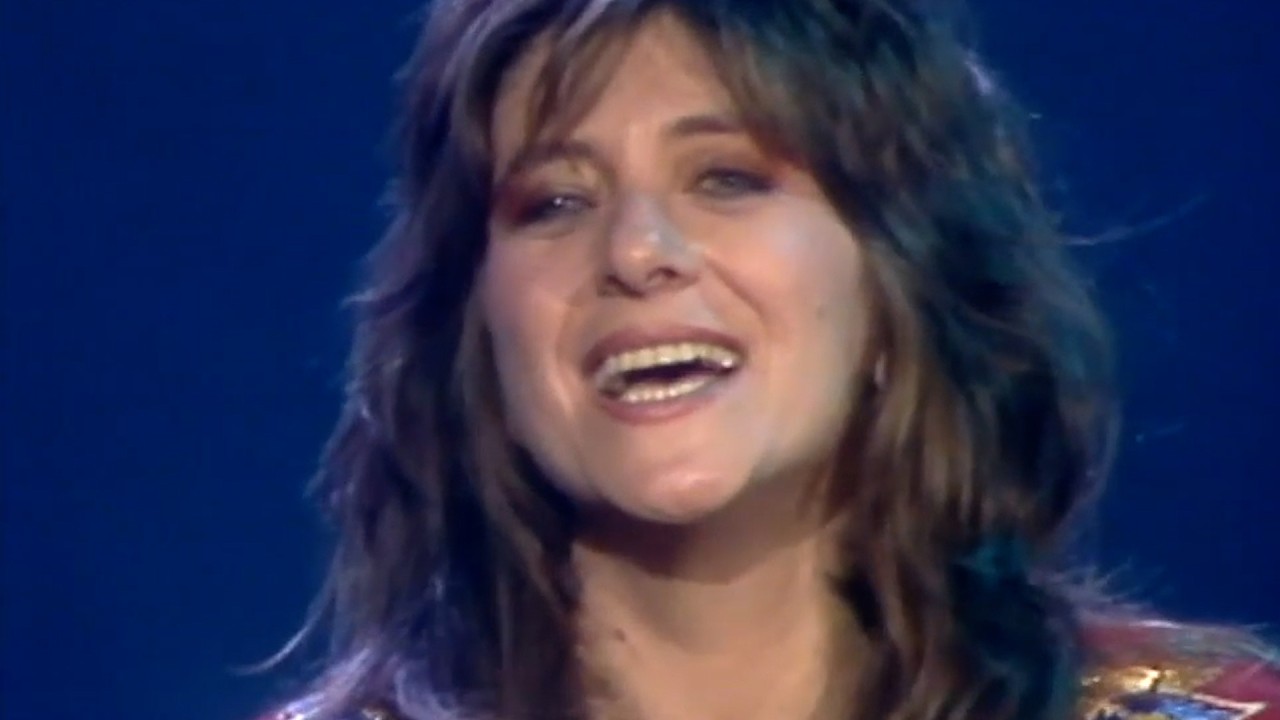 קורין אלאל – החיים בוורוד | קליפ