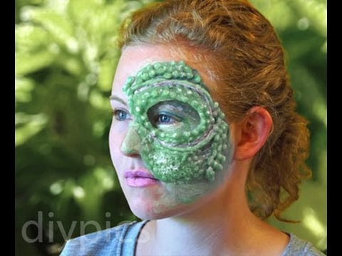 réptil - See details at http://www.diypics.com/homemade-reptilian-fx-makeup/ Quick tutorial on using non-toxic Fauxtex (homemade substitute for latex) to do reptilian...
