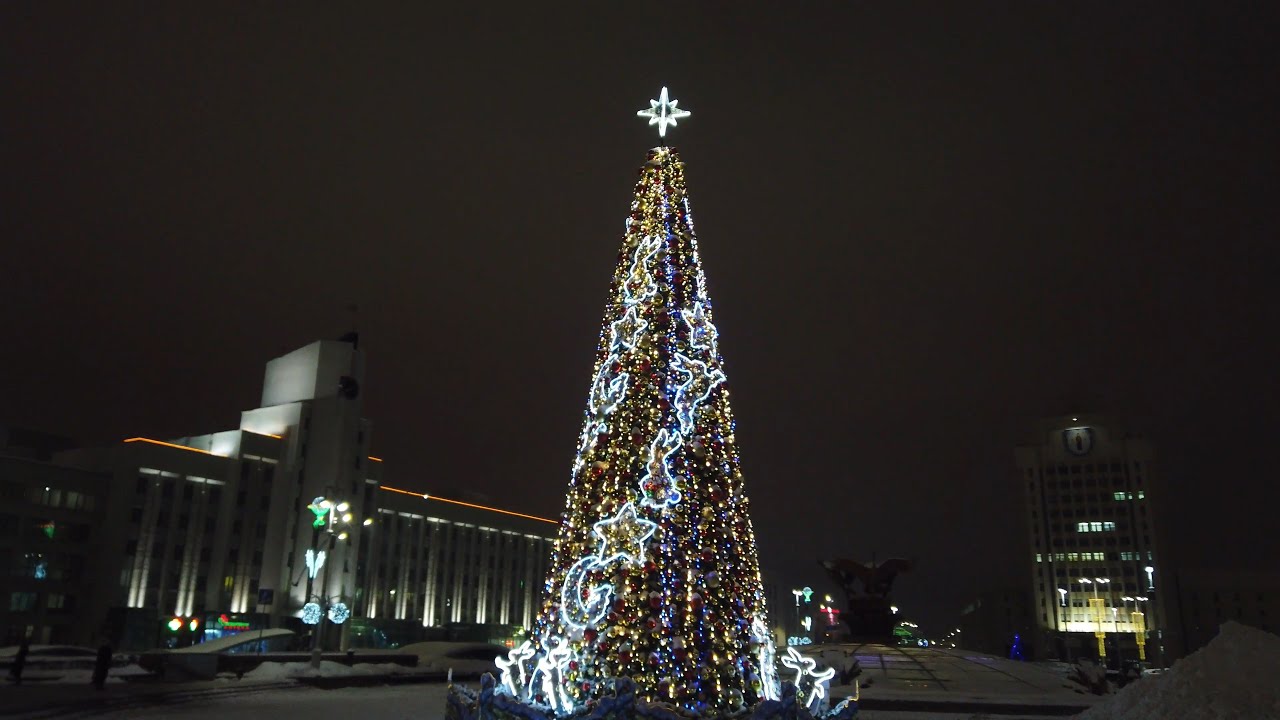 Новогодняя елка / площадь Независимости (Минск, Беларусь)