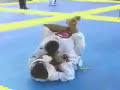 Atleta quebra coluna do adversario no campeonato