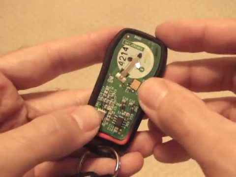 how to change the battery in a nissan key fob