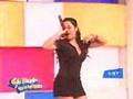 Nadia Cantando O Ella O Yo en Chiflando y Aplaundiendo