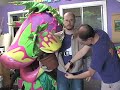 How to take off Swazzle's Audrey II number 2