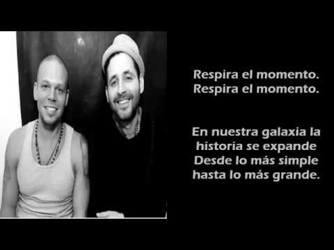 Calle 13 - Respira el momento (letra) - MultiViral 2014