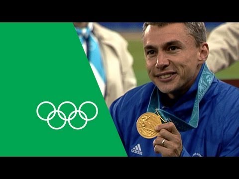 edwards - In this week's Olympic Rewind double Olympic medallist Jonathan Edwards relives his gold and silver winning performances at the Atlanta 1996 and Sydney 2000 ...