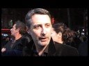 Tapis Rouge Coluche avec De Caunes