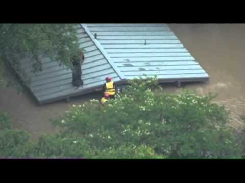 antonio - It's a real mess in south-central Texas. Heavy rains have led to massive flooding. Fire officials say about 130 people have been rescued from their homes and...