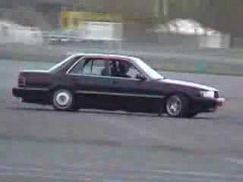 mx83 1990 toyota cressida drifting