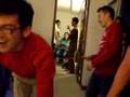 跨年派對4 克里斯被打屁股 spank Chris!