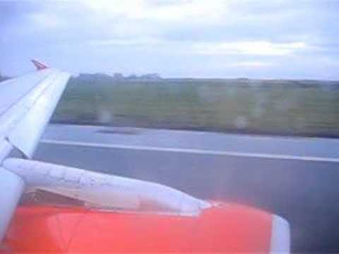 Easyjet A319 takeoff