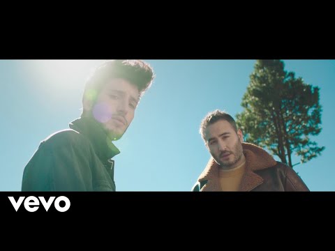 Un año - Sebastián Yatra Ft Reik