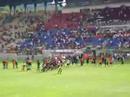 Bologna-Pisa 01-06-2008: tuffo della squadra verso la curva