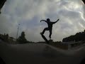 Un montage qui commence a dater,mais bon j'ai ressorti ça... Une petite journée au park de Coutances,il y a bien longtemps... (Bon c'est plein de contre-jours,d'images qui tremblent,etc... on s'excuse,c'est vieux)http://normandvideos.free.fr