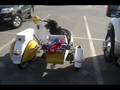 videos de Adventures Of Salem & Vespa Girl