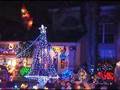 26,000 LED Christmas Lights Dance To Star Trek Voyager Theme