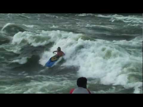 Freestyle Kayaking in Uganda 2012 Thumbnail of Video