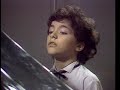 Evgeny Kissin - Chopin.Concerto.no.1(excerpt)-12 years old