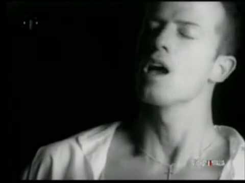 "Sei la più bella del mondo" di Raf, una romantica canzone ...