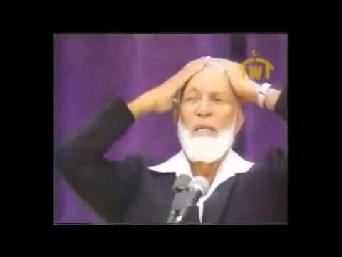 أحمد ديدات يهدم عقيده الثالوث ف 3 دقائق