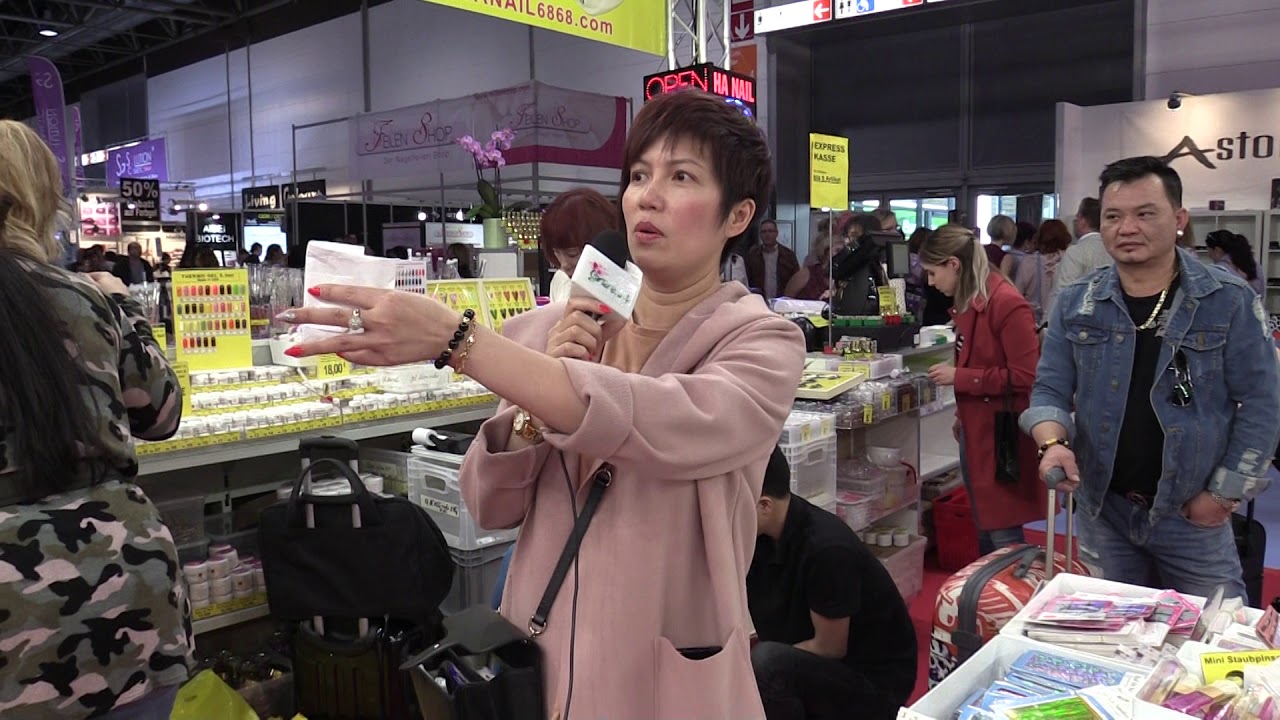CT HÀ NAILS TẠI HỘI CHỢ BEAUTY DÜSSELDORF 2019: KHÁCH HÀNG BÀY TỎ