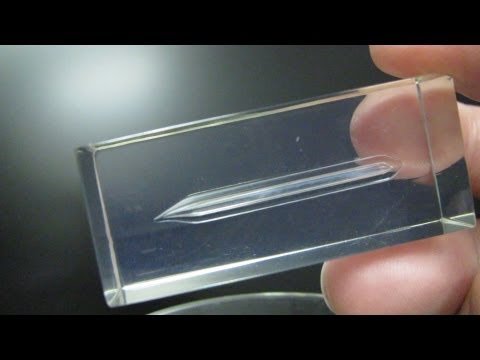 Xenon element sample, critical temperature and aggregate state change
