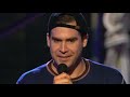 Stand-up comedian Pablo Francisco, here doing an impression of Don LaFontaine aka Previews Guy! ^_^