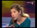 julie coudry, pr�sidente de la c�, interpelle val�rie p�cresse sur les pr�occupations des �tudiants lors de l'�mission � duel � pr�sent�e par christine ockrent.