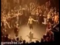 выебон по морде получил