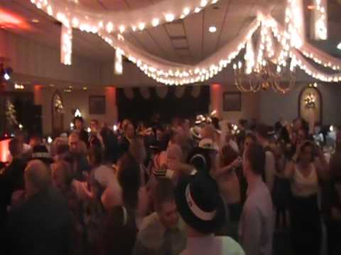 MEGA new years eve wedding from Cleveland wedding DJ's Selective Sound Entertainment